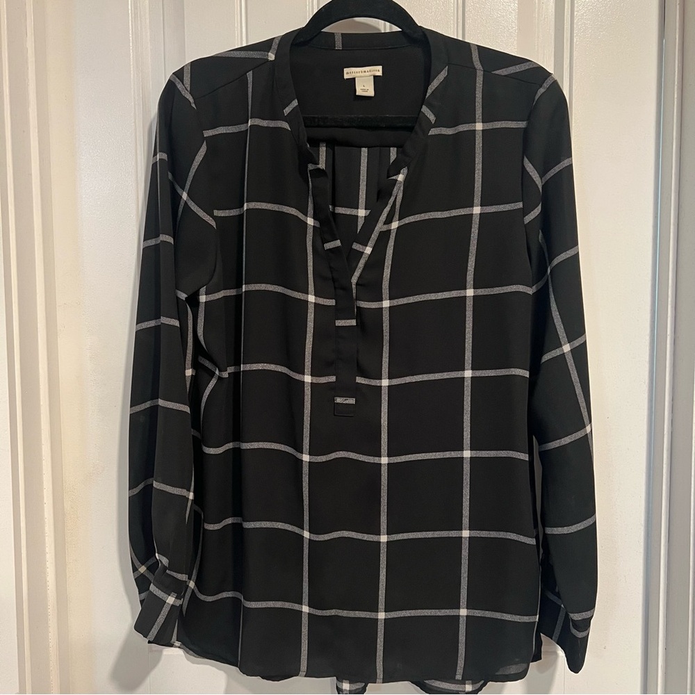 Mercer & Madison Black Cream Plaid Sheer V neck Blouse. Size Large.‎